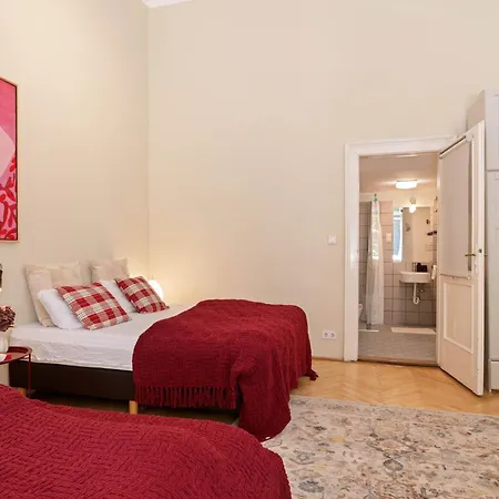アパート Art-filled 2br Near Synagogue Leafy Garden Views *